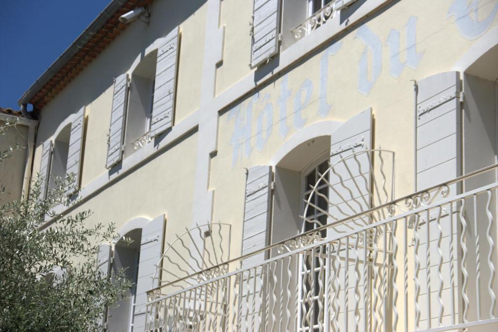 Hotel Du Cheval Blanc Saint-Rémy-de-Provence Exterior foto